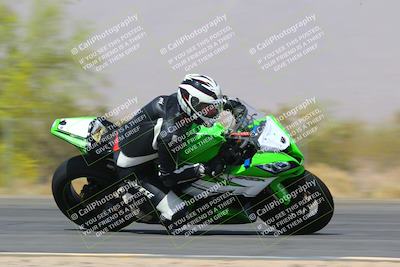 media/Mar-28-2022-Superbike Trackdays (Mon) [[b8603d0f67]]/Open Track Time/Turn 3 Inside/